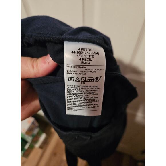 Gap Mid Rise Straight Up Khakis Navy Womens Size 4 petite NWT - Picture 6 of 7
